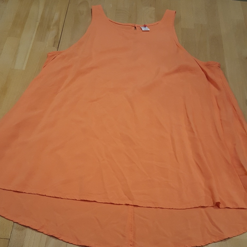 Women's orange top
